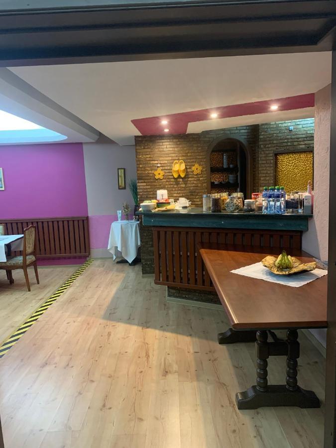 Hotelik เคล์มโน ภายนอก รูปภาพ